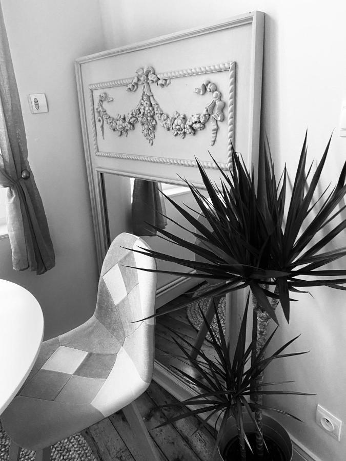 Hypolite Bed & Breakfast Avesnes-sur-Helpe ภายนอก รูปภาพ