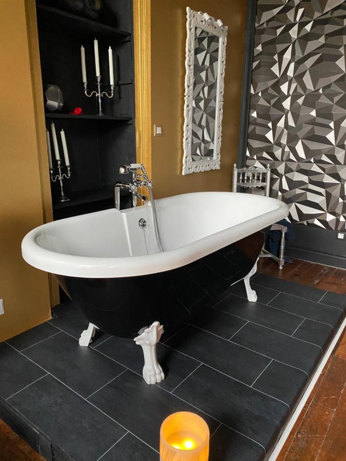 Hypolite Bed & Breakfast Avesnes-sur-Helpe ภายนอก รูปภาพ